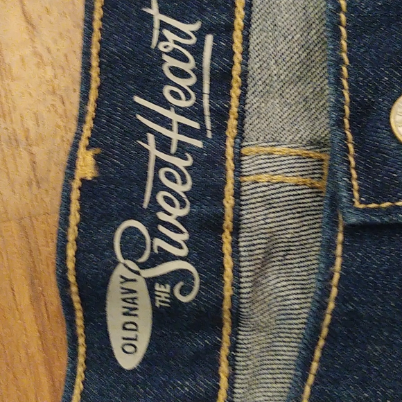 Old Navy Capri's - Picture 5 of 7